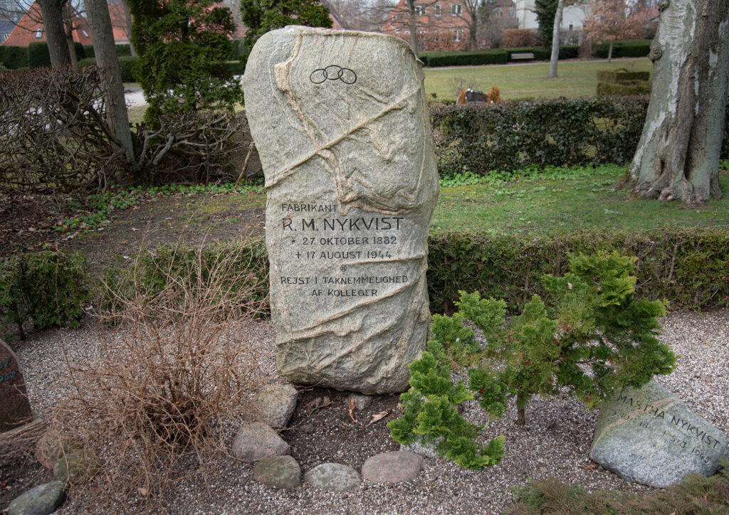 Marius Nykvists gravsten på Fredens Kirkegård
